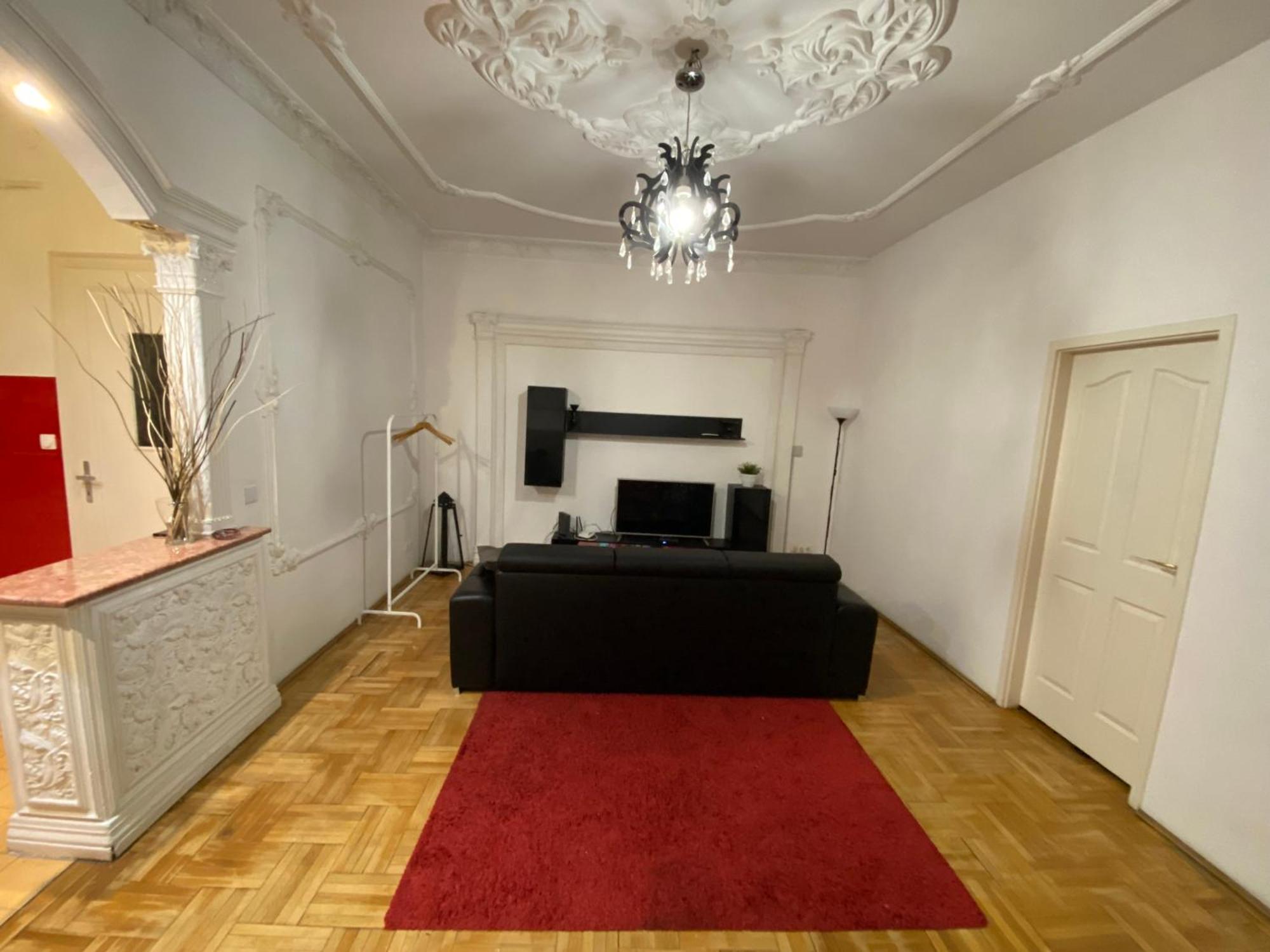 Apartment With Balcony And Ac Next To Danube 布达佩斯 外观 照片
